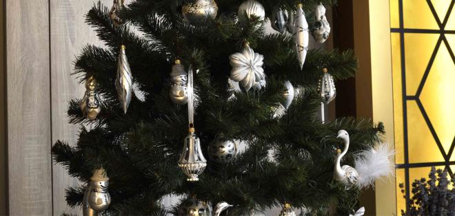 Vianočné ozdoby – kolekcia Bielostrieborná