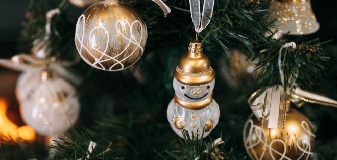 Vianočné ozdoby – kolekcia Bielozlatá