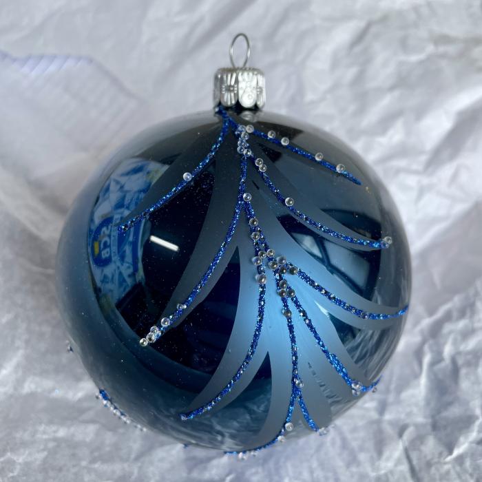 Modrá baňka s vianočným stromčekom, 1 ks