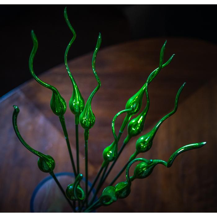 Sklenený fúkaný ornament zelená pampas