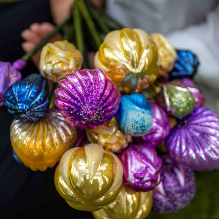 Sklenená fúkaná ozdoba ružová pivonka