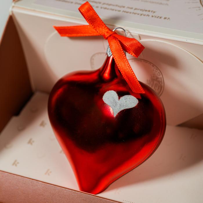 Srdce v srdci - červené srdce s bielym srdcom