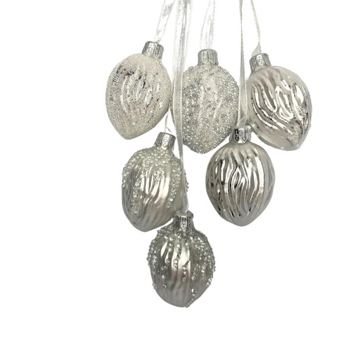 Sklenené vianočné ozdoby biela strieborná sada - balík orechov biela strieborná, 1 ks