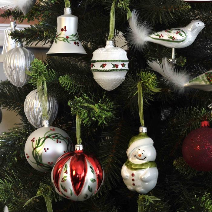 Ozdoby na vianočný stromček - Holly (cca 110 cm)