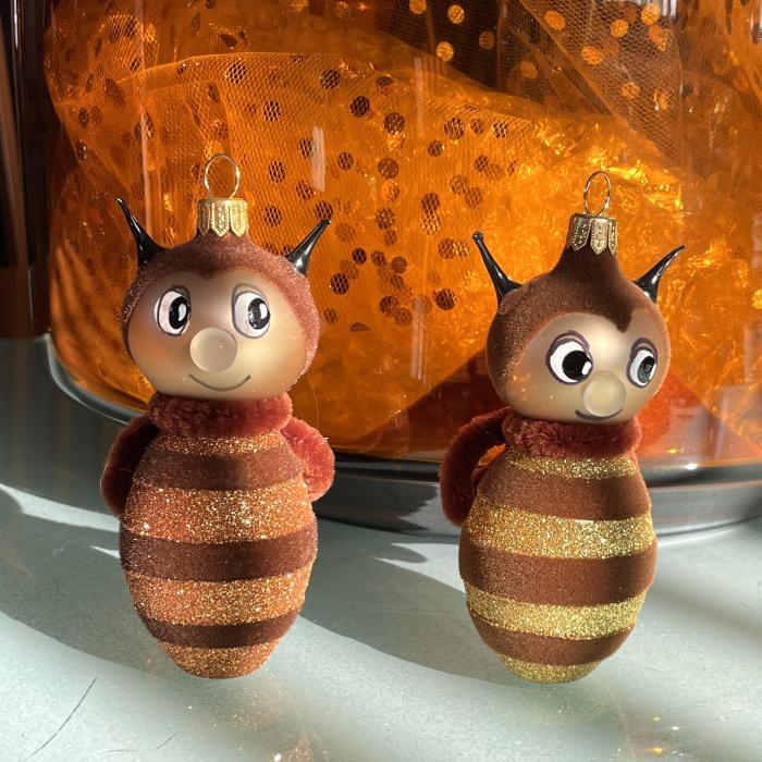 Sklenená fúkaná ozdoba Čmeliak, 1 kus