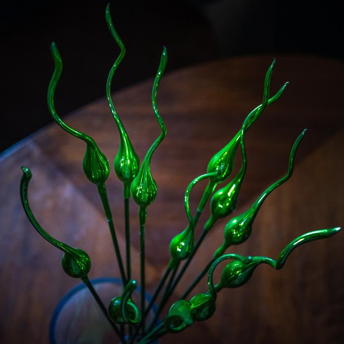 Sklenená kytica magnólie a modrého zimolezu, 17 ks