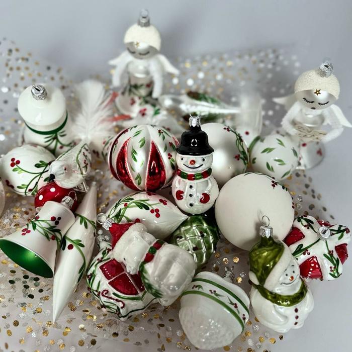 Sklenené vianočné ozdoby Holly - Olivy a púčiky, 4 ks